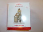 01435 Hallmark Keepsake Come All Faithfull Church Ornament Magic 795902366674