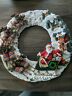 1013860 Trim Home Handpainted Santa Sleigh Raindeer Christmas Resin Wreath Vtg