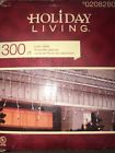 208280 Holiday Living Christmas Wedding