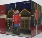 785890 39514 Disney Christmas Holiday Living 16