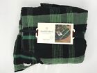 493240110637 Hearth And Hand Discontinued Magnolia Green Quilted Plaid
