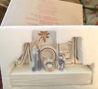 F3881531 888761011516 Avon The First Noel Nativity Musical Ceramic Figurine New Religious