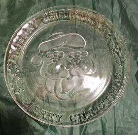 Anchor Hocking 109/665 Merry Christmas Santa 12 Inch Glass Platter Tray Plus Seasons Greeti