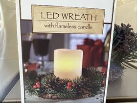 Apothecary Company 694202232538 New And Christmas Led Berry Wreath Flameless Candle Timer