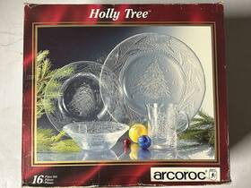 Arcoroc 026102341759 Holly Tree Christmas Dish Set 16 Pc - Dinner Plates / Bowls Mugs