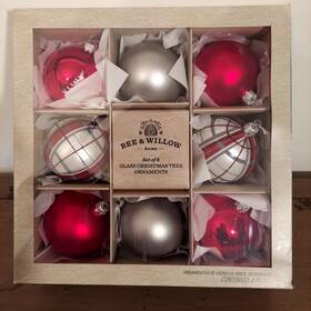 Bee & Willow 444800494858 And Home Christmas Tree Ornaments 8 Balls New In Package