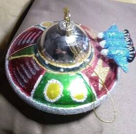 Bestpysanky 716417756422 Mysterious Ufo / Alien Saucer Blown Glass Christmas Ornament