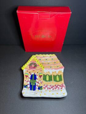 Mta001 Block Christmas Decorative Ceramic Gingerbread House Candy Dish Plate 8 X 8.5 Inch