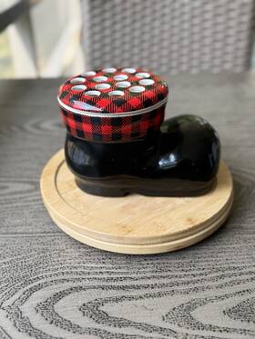 9734209 Burton & And Container Candy Cane Boot For Christmas Great Condition 8 Inch X 5