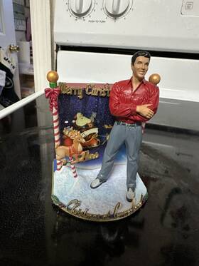 Carlton/america Greetings 883515009368 Heirloom 2007 Sound Ornament Elvis Presley Christmas At Graceland