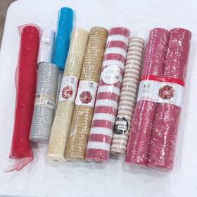 87961-2015-04 Celebrate It Holiday Time Paper Mart Mesh Door Decor Assorted Christmas