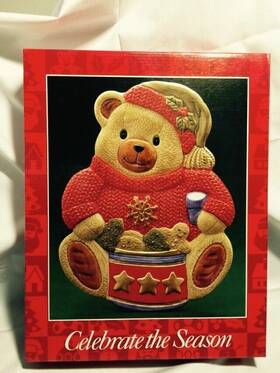 210021 Celebrate The Season Nib 1995 13.5 Inch Christmas Bear Platter Hand-decorated A349