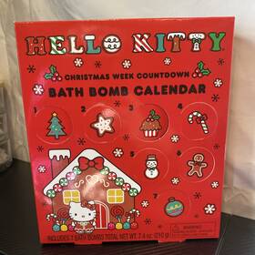 Centric Beauty 889628202979 New Hello Kitty Christmas Week Countdown 7 Day Bath Bomb Calendar