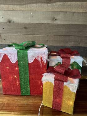 994135 Christmas Set Of 3 Lighted Gift Boxes Presents Decoration Indoor Outdoor Festive
