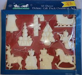 757617 Christmas Avenue Vintage Ornaments 10 Pcs Hand Painted Glittered Plastic Decor