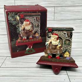 60423 Christmas Fanasty Ltd Santa Claus Cast Iron Resin Mantle Sitter Stocking Holder