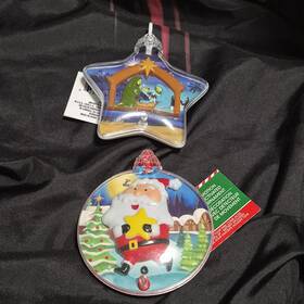 Christmas House 639277403612 Santa And Nativity Motion Activated Musical Ornament Plastic. 4.5 Inch
