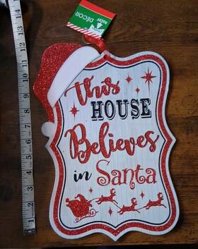 Hh-dt-318275-believe Christmas House Country Sign-this Believes In Santa-holiday Home Wall Decoration