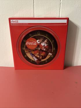 Coca-cola 789683042346 Wall Clock Christmas Santa Caroling Red Battery Operated