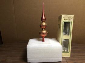 Commodore 048266073079 Vintage Christmas Classic Hand Decorated Glass Tree Topper Romania