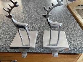 670-456 Crate And Barrel 670-486 Set Of 2 Silver Metal Reindeer Christmas Stocking Holders