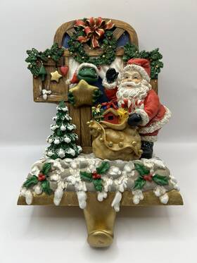 M27tk243tn Dillards Trimmings Santa And Frog Stocking Holder Shelf Hanger Christmas Vtg
