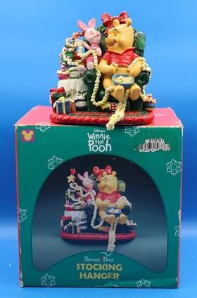 Disney 039934423548 1999 Winnie The Pooh And Piglet Christmas Stocking Hanger Decor
