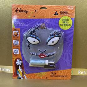 Disney 086786993286 Nightmare Before Christmas Sally Pumpkin Push-in Halloween Decorating Kit