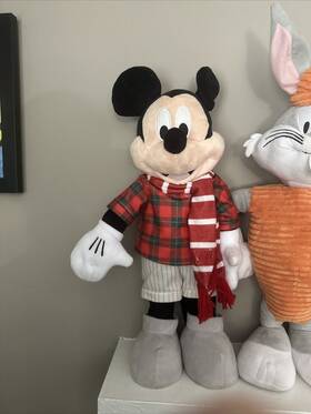 Disney 191245114994 Mickey Mouse Greeter In Christmas/holiday Clothes 21 Inches