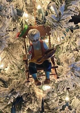 26231-137 Disney Grolier Gepetto Pinocchio Christmas Magic Ornament With Original Box