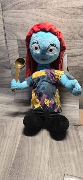 Disney 761359201554 Halloween Nightmare Before Christmas Animated Sally