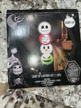 Disney 761359206108 The Nightmare Before Christmas 30th Anniversary Light Up Lantern