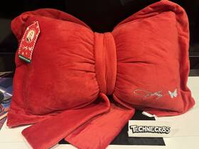 Dolly Parton 430002252068 Red Christmas Bow Pillow Shaped Decorative Viral Dollar General New