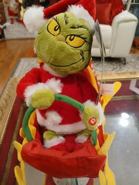 Mo111709 Dr. Seuss 10 Inch Animated Musical Christmas Grinch In Sleigh Plush Tabletop Nwt