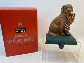 Eddie Bauer 408692800005 Home Painted Cast Iron Golden Retriever Christmas Stocking Holder