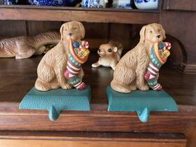 V3970000 Eddie Bauer / Midwest 2 Golden Retriever Dog Christmas Stocking Holder Cast Iron