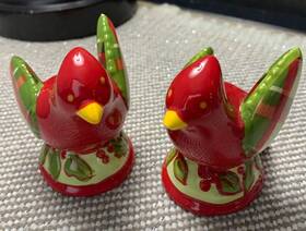 Ohw-217 Essential Home Cardinal With Plaid Wings Christmas Holiday Salt And Pepper Shakers