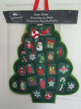 Evergreen 808412452987 Warm Welcome Christmas Tree Advent Calendar Felt Door Hanger Decor