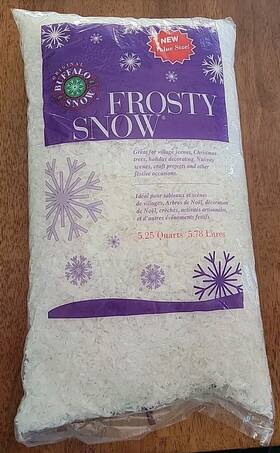 Fibrix 034072919106 Buffalo Snow Artificial Frosty Flakes 5.25 Quarts Bag Christmas Decor New