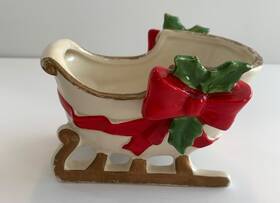 Mcmlxxx11 Fitz And Floyd Red Christmas Porcelain Sleigh Candy Dish Or Planter Bow Holly