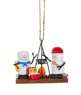 Mx188717 Ganz Smores Couple At Campfire Cooking Christmas Holiday Ornament