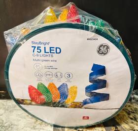 Ge 803993911557 75-count 37-ft Staybright Multicolor Led String Christmas Lights