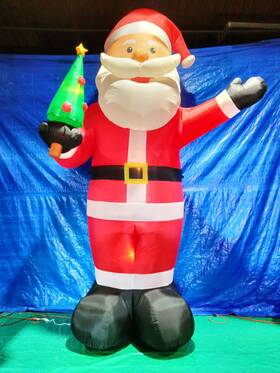 000290 Gemmy 14ft Airblown Inflatable Colossal Santa Claus Holding Christmas Tree