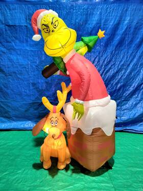 115105 Gemmy 5.5ft Airblown Inflatable Grinch With Christmas Tree In Chimney Max