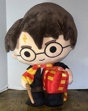 Gemmy 191245165972 18 Inch Harry Potter Door Greeter Plush Present And Wand Christmas
