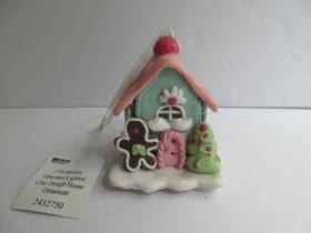 Gerson 687293474789 Intl Christmas Light Up Clay Gingerbread House Pastel Icing Detail 3 Inch Nwt