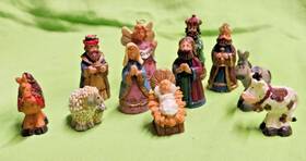 Giftco 047256013941 Inc. Polystone Nativity Scene Christmas Set 11 Pieces Mini Figures