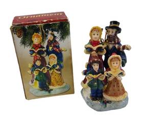 3407 Giftco 047256030795 Victorian Carollers Polystone Collectibles Christmas