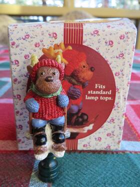 Giftco 047256031099 Christmas Lamp Ornament Skiing Moose 3d Heat Resistant Polystone Decoration