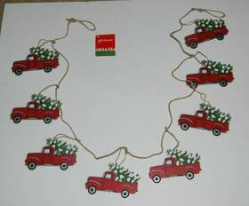 Glitzhome 952658875940 Red Truck Garland Banner Christmas Tree Wall Hanging 8 Metal Trucks